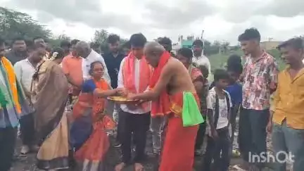 ఆదోని: ఆదోనిలో సామూహిక మరుగుదొడ్లుకు భూమి పూజ