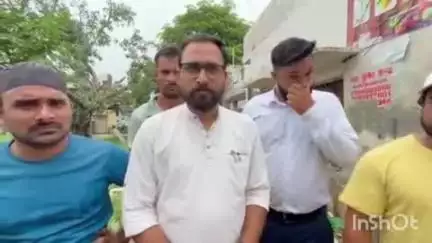 बेहट: मुजफराबाद में पंचायत की जमीन से पुलिस द्वारा जूस की दुकान हटवाने को भीम आर्मी विधानसभा संयोजक ने बताया गलत