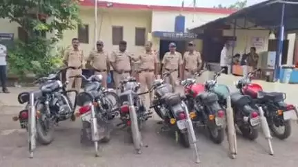 गंगाखेड: फटाका सायलेन्सर असणाऱ्या सात बुलेट वाहन गंगाखेड पोलिसांनी घेतले ताब्यात, दिलकश चौक सह परिसरात कारवाई