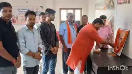 अरवल: बैदराबाद भाजपा कार्यालय में डॉ. श्यामा प्रसाद मुखर्जी जयंती पर श्रद्धांजलि, एकता का संकल्प