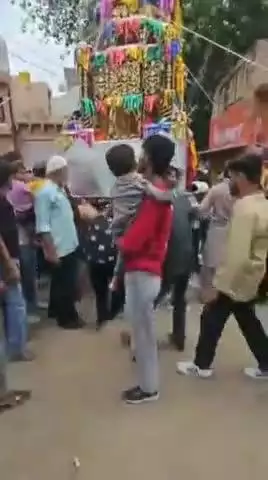 बाड़मेर: बाड़मेर शहर में अकीदत से मनाया गया मोहर्रम, उमड़े मोमीन भाई, युवाओं ने दिखाए करतब