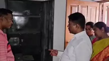 बोलबा: सिमडेगा विधायक ने समसेरा चर्च में लूटपाट की जानकारी ली, अपनी निधि से लगवाएंगे सीसीटीवी