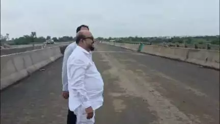 जळगाव: पाळधी ते तरसोद बायपास राष्ट्रीय महामार्ग दोन महिन्यात वाहतूकीसाठी खुला होणार-पालकमंत्री गुलाबराव पाटील यांची माहिती