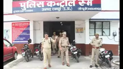 रामपुर: रविवार को पुलिस अधीक्षक विद्यासागर मिश्र ने मोहर्रम पर सुरक्षा के मद्देनज़र कंट्रोल रूम का निरीक्षण किया