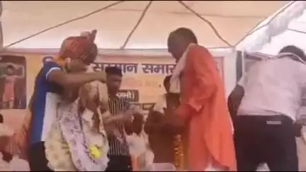 चरखी दादरी: बौंदकलां में एशियन चैंपियनशिप की स्वर्ण पदक विजेता रचना परमार का सम्मान, WFI के पूर्व अध्यक्ष बृजभूषण शरण सिंह पहुंचे