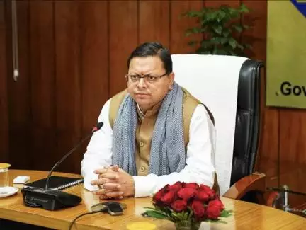 अनोखे अंदाज़ में नज़र आए उत्तराखंड के सीएम; पुश्तैनी खेत में चलाया हल, निभाई सांस्कृतिक परम्परा