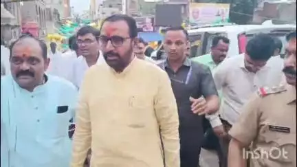 तुळजापूर: केंद्रीय आयुष मंत्री प्रतापराव जाधव यांनी घेतले तुळजाभवानी मातेचे दर्शन,मंदीर संस्थानच्या वतीने सत्कार
