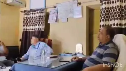 पोकरण: जिला अस्पताल में छत का प्लास्टर गिरने से मरीज घायल, CMHO ने किया अस्पताल का निरीक्षण और दिए सख्त निर्देश