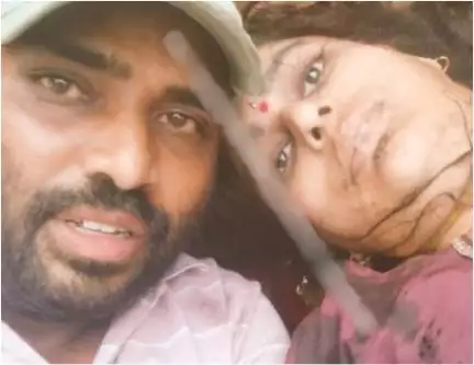 ಮೈಸೂರಿನಲ್ಲಿ ಪ್ರೀತಿ ನಿರಾಕರಿಸಿದ ಗೆಳತಿಗೆ ಚಾಕು ಇರಿತ, ಅರೆಪ್ರಜ್ಞಾವಸ್ಥೆಯಲ್ಲೇ ತಾಳಿ ಕಟ್ಟಿ ಸೆಲ್ಫಿ ಕ್ಲಿಕ್ಕಿಸಿಕೊಂಡ ಪಾಗಲ್ ಪ್ರೇಮಿ