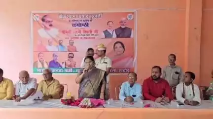 शाहबाद: राम वाटिका में आयोजित संगोष्ठी में उच्च शिक्षा मंत्री ने श्यामा प्रसाद मुखर्जी की जीवनशैली को अपनाने की लोगों से की अपील
