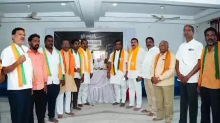 నిజామాబాద్ సౌత్: శ్యాం ప్రసాద్ ముఖర్జీ ఆశయ సాధనకు కృషి చేయాలి: నగరంలో ఆయన జయంతి వేడుకల్లో పాల్గొన్న అర్బన్ ఎమ్మెల్యే ధన్పాల్