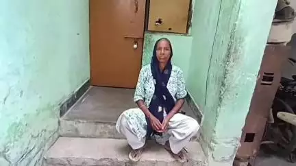 बदायूं: नवादा बारा पत्थर ज्यारत पर शातिर ठगों ने विधवा महिला से सोने के कुंडल उतरवाकर ठगी की