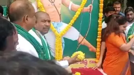 హిమాయత్ నగర్: ఏకాగ్రతతో విల్లు విద్యను అభ్యసించి ఆ విద్యలో రాణించిన గొప్ప వ్యక్తి ఏకలవ్యుడు: ఎమ్మెల్సీ కల్వకుంట కవిత