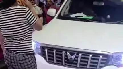 बुलंदशहर: बुलंदशहर में महिला थाना प्रभारी से बदसलूकी, नशे में धुत पुलिसकर्मियों ने की शर्मनाक हरकत, वीडियो हुआ वायरल