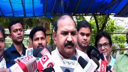 ଭୁବନେଶ୍ବର ମ୍ୟୁନିସିପାଲଟି କର୍ପୋରେସନ: ବିଜେପି ନେତା ଜଗନ୍ନାଥ ପ୍ରଧାନ ଗିରଫ ଘଟଣା, ବିଜେପି ପାର୍ଟି ଅଫିସରେ ପ୍ରତିକ୍ରିୟା ରଖିଲେ ବିଜେପି ବିଧାୟକ ଜୟ ନାରାୟଣ ମିଶ୍ର