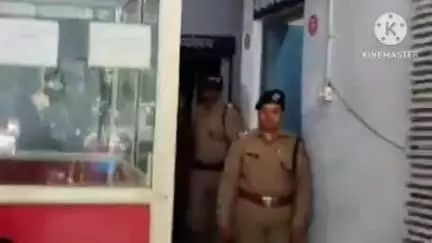 भिकियासैन: भतरोंजखान थाना पुलिस टीम ने ₹1.85 करोड़ की ठगी के मामले में अभियुक्त को लाजपत नगर से किया गिरफ्तार