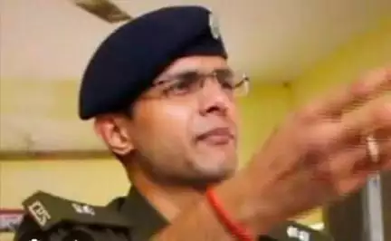 फिरोज़ाबाद: फिरोजाबाद पुलिस की धाकड़ कार्रवाई, एनबीडब्ल्यू वारंटियों के खिलाफ एक ही रात में 46 की गिरफ्तारी