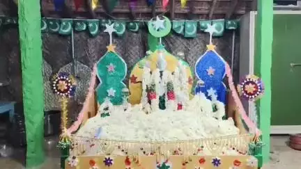 திருப்பத்தூர்: வஞ்சினிபட்டியில் மொகரம்பண்டிகை முன்னிட்டு இந்துக்கள் பூக்குழி இறங்கி வழிபாடு