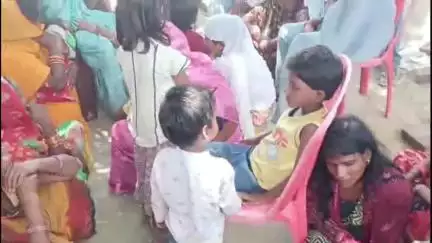घोसी: खैरा मुहम्मदपुर टेसूपार गांव में सांप के डसने से 9 वर्षीय मासूम की हुई मौत, मां की हालत नाजुक