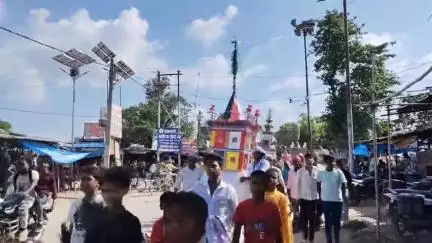 महाराजगंज: घुघली थाना क्षेत्र में भारी सुरक्षा व्यवस्था के बीच निकाला गया ताजिए का जुलूस