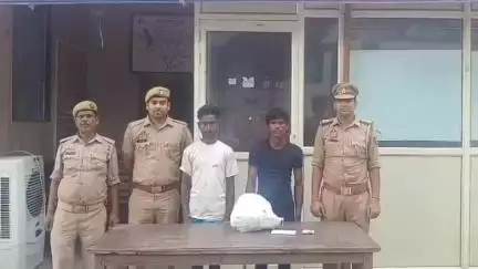 शाहजहांपुर: पुलिस ने चोरी की घटना का 6 घंटे 25 मिनट में किया खुलासा, दो चोरों को रिलायंस पेट्रोल पंप से चोरी के सामान के साथ पकड़ा