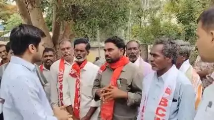 సోమందేపల్లి కస్తూర్భా పాఠశాలను సందర్శించిన జాయింట్ కలెక్టర్ అభిషేక్ కుమార్