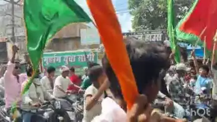 कहरा: पूरब बाजार मोहर्रम समिति ने ताजिया के साथ निकाला मोहर्रम जुलूस, जगह-जगह पुलिस बल तैनात रहा