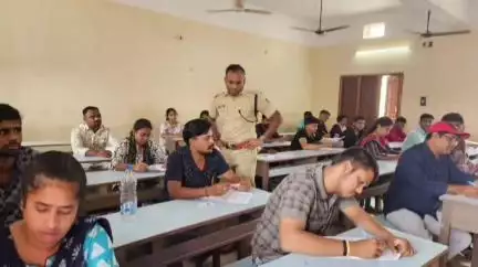 ଛତ୍ରପୁର: ବ୍ରହ୍ମପୁରର ୮ ସ୍ଥାନରେ ହୋମଗାର୍ଡ ପାଇଁ ଲିଖିତ ପରୀକ୍ଷା ଅନୁଷ୍ଠିତ, ତଦାରଖ କଲେ ଏସପି