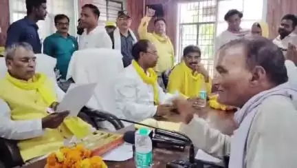 सगड़ी: महराजगंज में पहुंचे पंचायती राज मंत्री ओमप्रकाश राजभर ने पत्रकारों के सवालों पर बेबाकी से दिया जवाब