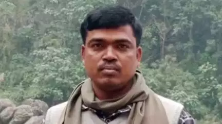 তপন: হরসুরায় গলায় ফাঁস লাগিয়ে আত্মঘাতী হলেন এক রাজমিস্ত্রি