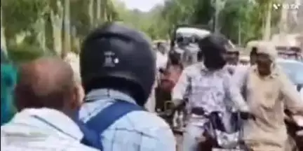 जींद: मनोहरपुर गांव के पास बिजली समस्या से परेशान ग्रामीणों ने जींद-पानीपत मार्ग पर लगाया जाम