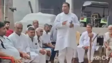 बागपत: खेड़की गांव में अखिलेश यादव के खिलाफ ब्राह्मणों ने की पंचायत, गंगाजल पिलाकर बुद्धि शुद्धिकरण की कही बात