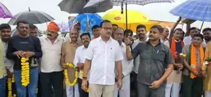 बाबई: BJP के नवागत प्रदेश अध्यक्ष हेमंत खंडेलवाल के नर्मदापुरम आगमन पर माखन नगर MLA ठाकुर विजयपाल सिंह ने किया स्वागत
