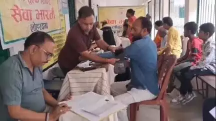 लोहरदगा: चुन्नीलाल स्कूल में सेवा भारती द्वारा नि:शुल्क स्वास्थ्य शिविर का आयोजन किया गया, 44 लोगों ने कराई जांच