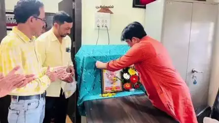 तिरोडा: आमदार विजय रहांगडाले जनसंपर्क कार्यालय येथे भारतीय जनसंघाचे संस्थापक डॉ. श्यामाप्रसाद मुखर्जी यांची जयंती साजरी