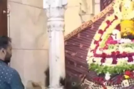 कांके: हरमू रोड स्थित श्री श्याम मंदिर में देवशयनी एकादशी पर उमड़ी भक्तों की भीड़