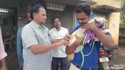 గజపతినగరం: జంతువుల నుంచి మనుషులకు సంక్రమించే వ్యాధుల పట్ల అప్రమత్తంగా ఉండాలి: గంట్యాడలో పశుసంవర్ధక శాఖ ఏడీ రెడ్డి కృష్ణ