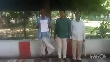 धौरहरा: भाकुरहिया गांव के दबंगों ने पीड़ित के खेत के फर्जी कागज़ बनवाकर जमीन अपने नाम कराई, पीड़ित ने की शिकायत