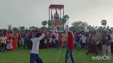 अकबरपुर: कुहिला गांव में मोहर्रम के अवसर पर हिंदू परिवारों द्वारा ताजिया बनाया जाता है