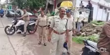 बुढ़ार: मातमी पर्व मुहर्रम को लेकर पुलिस अधीक्षक के निर्देश पर बुढार नगर में सुरक्षा के लिए पुलिस की ड्यूटी लगाई गई