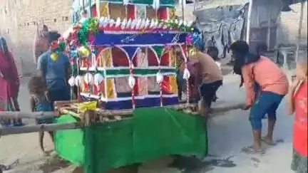 चेरिया बरियारपुर: थाना क्षेत्र में शांतिपूर्ण माहौल में ताजिया और जुलूस निकाले गए
