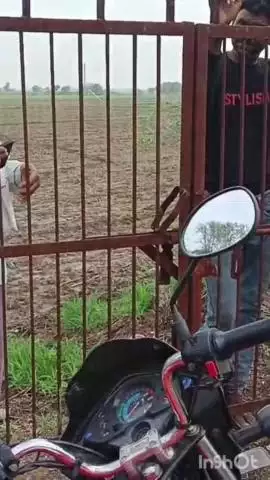 भरतपुर: रामनगर गांव में बिना काम के मनरेगा में हो रही फर्जी हाजिरी, ग्रामीणों ने की जांच की मांग