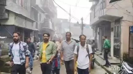 नैनीताल: मल्लीताल में मुहर्रम पर ताजियों के जुलूस के साथ निकाला गया जुलूस ए हुसैनी, दिखाए गए करतब