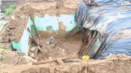 शिरपूर: सततच्या पावसाने घराचे छत कोसळल्याने महिलेचा मृत्यू,एक जखमी,तालुक्यातील गिधाडे गावातील दुर्दैवी घटना