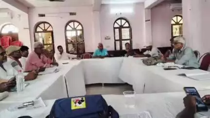मुशहरी: दीवान रोड स्थित सभागार में भाकपा माले जिला कमेटी की बैठक आयोजित