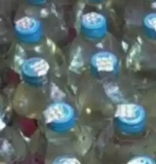 महासमुंद: महासमुंद थाना क्षेत्र में स्कूटी में अवैध शराब परिवहन करते एक आरोपी को किया गया गिरफ्तार