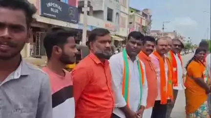 సిరిసిల్ల: బిజెపి ముస్తాబాద్ మండల శాఖ అధ్యక్షుడు సౌల్ల క్రాంతి ఆధ్వర్యంలో డాక్టర్ శ్యామ్ ప్రసాద్ ముఖర్జీ 124వ జయంతి కార్యక్రమం