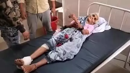 मोठ: गुरसरांय मोदी चौराहे पर सड़क हादसे में वृद्ध महिला गंभीर रूप से घायल, झाँसी मेडिकल कॉलेज किया गया रेफर