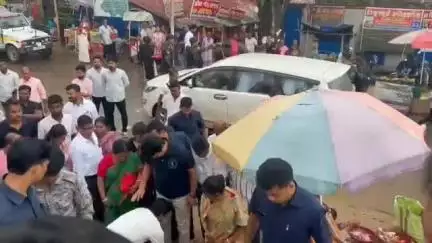 উদয়পুর: সতী পীঠ মাতা বাড়িতে পুজো দিলেন রাজ্যের প্রাক্তন মুখ্যমন্ত্রী তথা সাংসদ বিপ্লব কুমার দেব সঙ্গে বিধায়ক