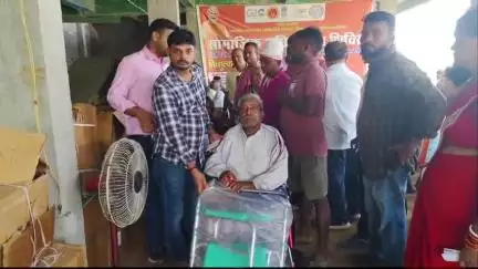 कोईलवर: कोईलवर में 95 दिव्यांग जनों एवं वरिष्ठ नागरिकों को सहायक उपकरण का वितरण शिविर लगाकर किया गया